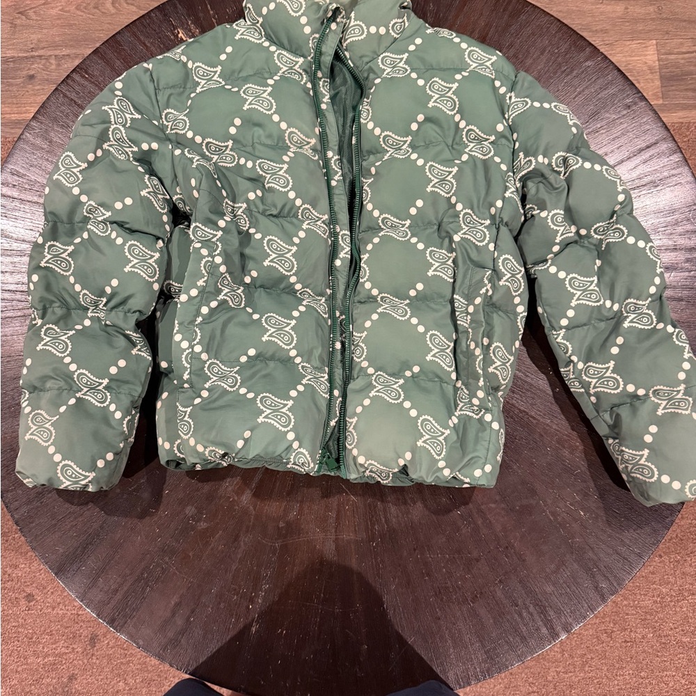 Green Patterned Puffer Jacket - Picture 2 of 7